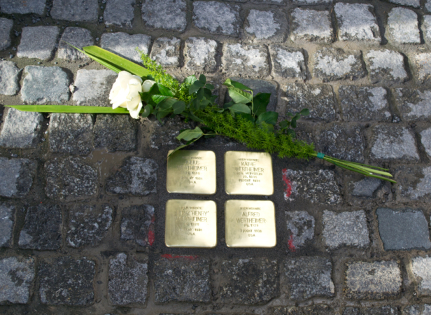 Stolpersteine der Familie WErtheimer